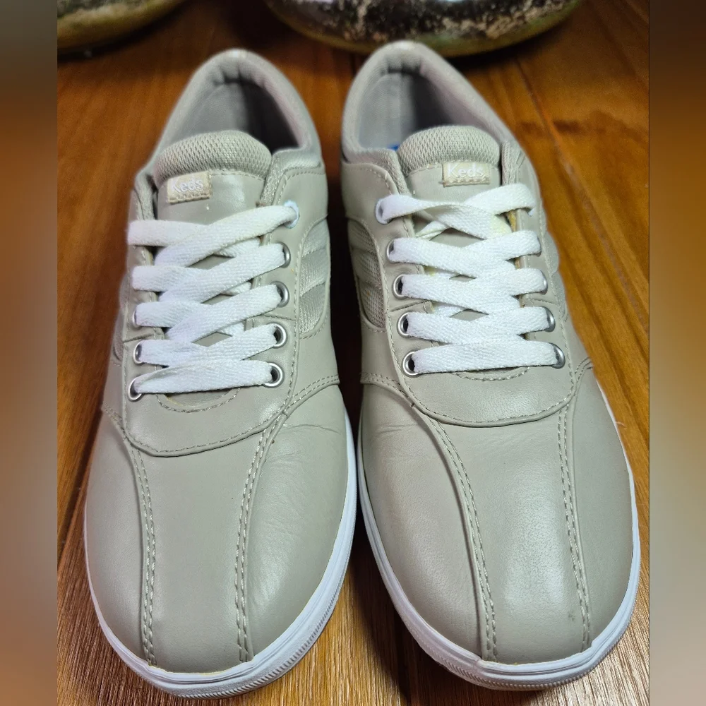 Keds Prestige‎ Ortholite Leather Sneakers - Womens Size 9